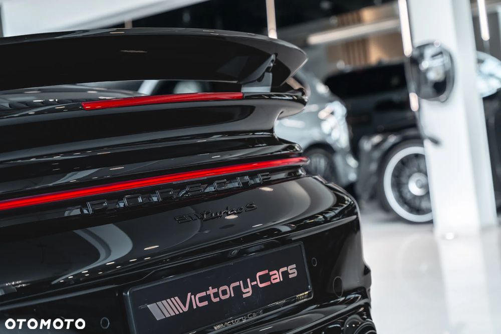Porsche 911 Turbo S - 8