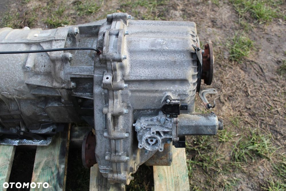 SKRZYNIA BIEGÓW RANGE ROVER L320 3.6D 8H42 - 5