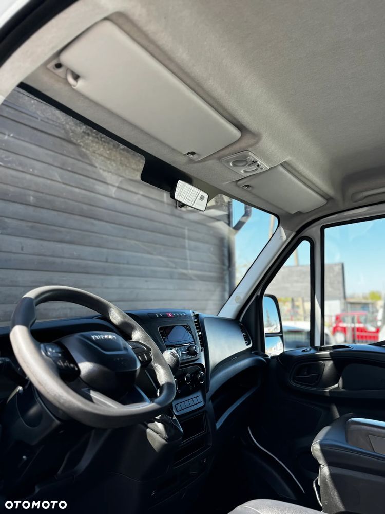 Iveco DAILY 35C16 C 16 - 16