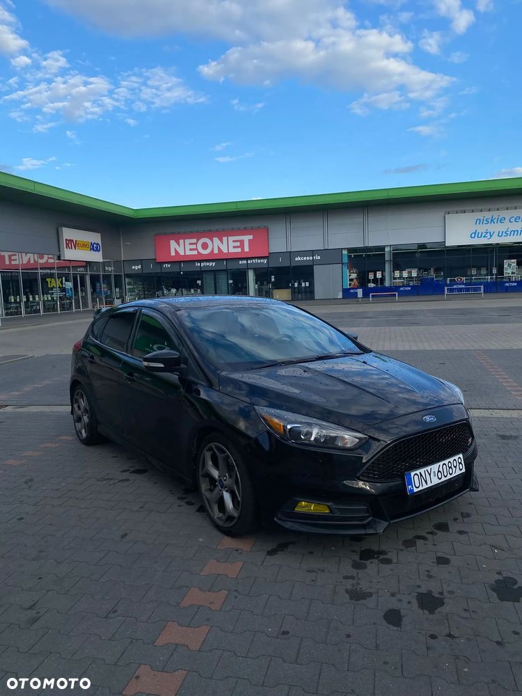 Ford Focus 2.0 EcoBoost ST - 3