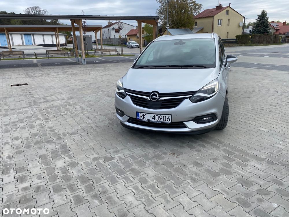 Opel Zafira 2.0 CDTI Plus EcoFLEX S&S - 2