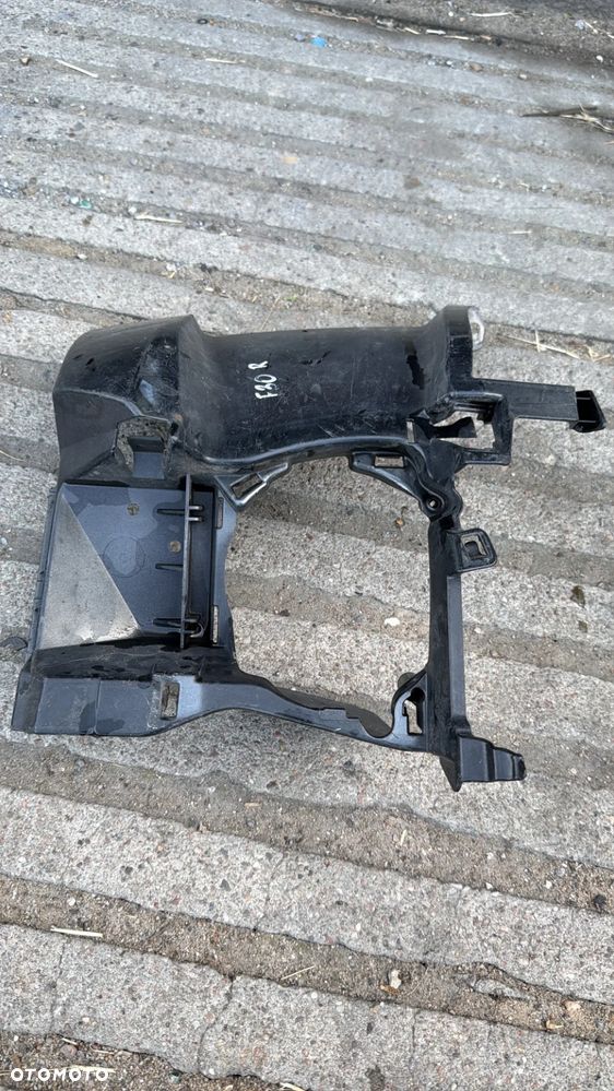 ŚLIZG MOCOWANIE KOSZ HALOGENU PRAWY PRZÓD BMW 3 F30 F31 7266198 - 1