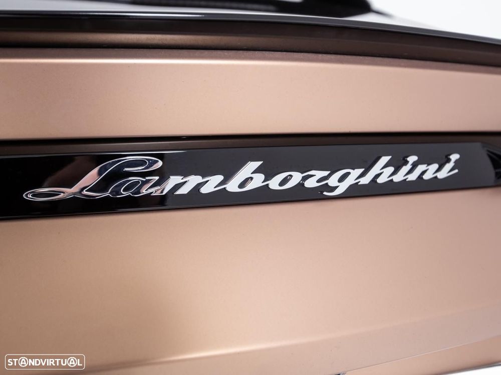 Lamborghini Urus - 19