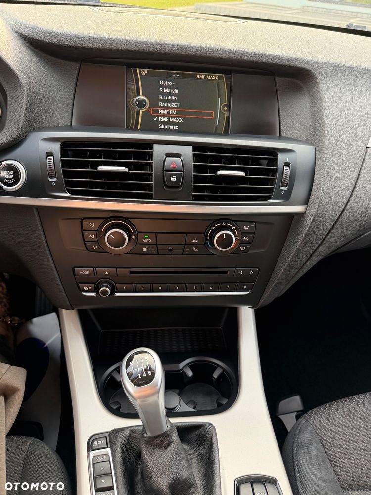 BMW X3 xDrive20d - 32