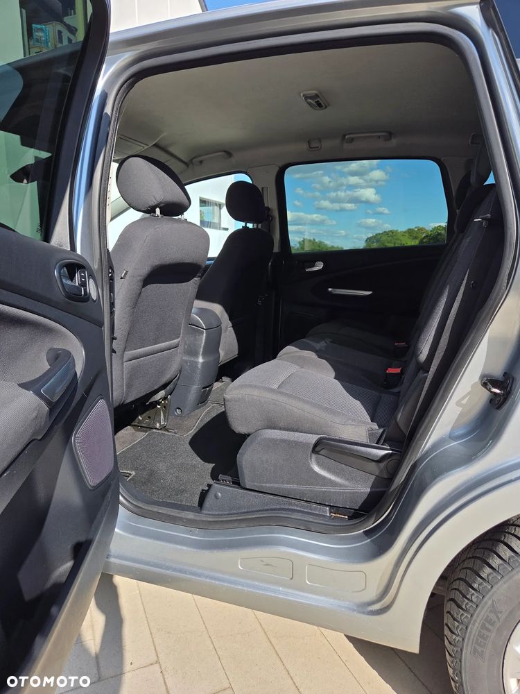 Ford S-Max - 6