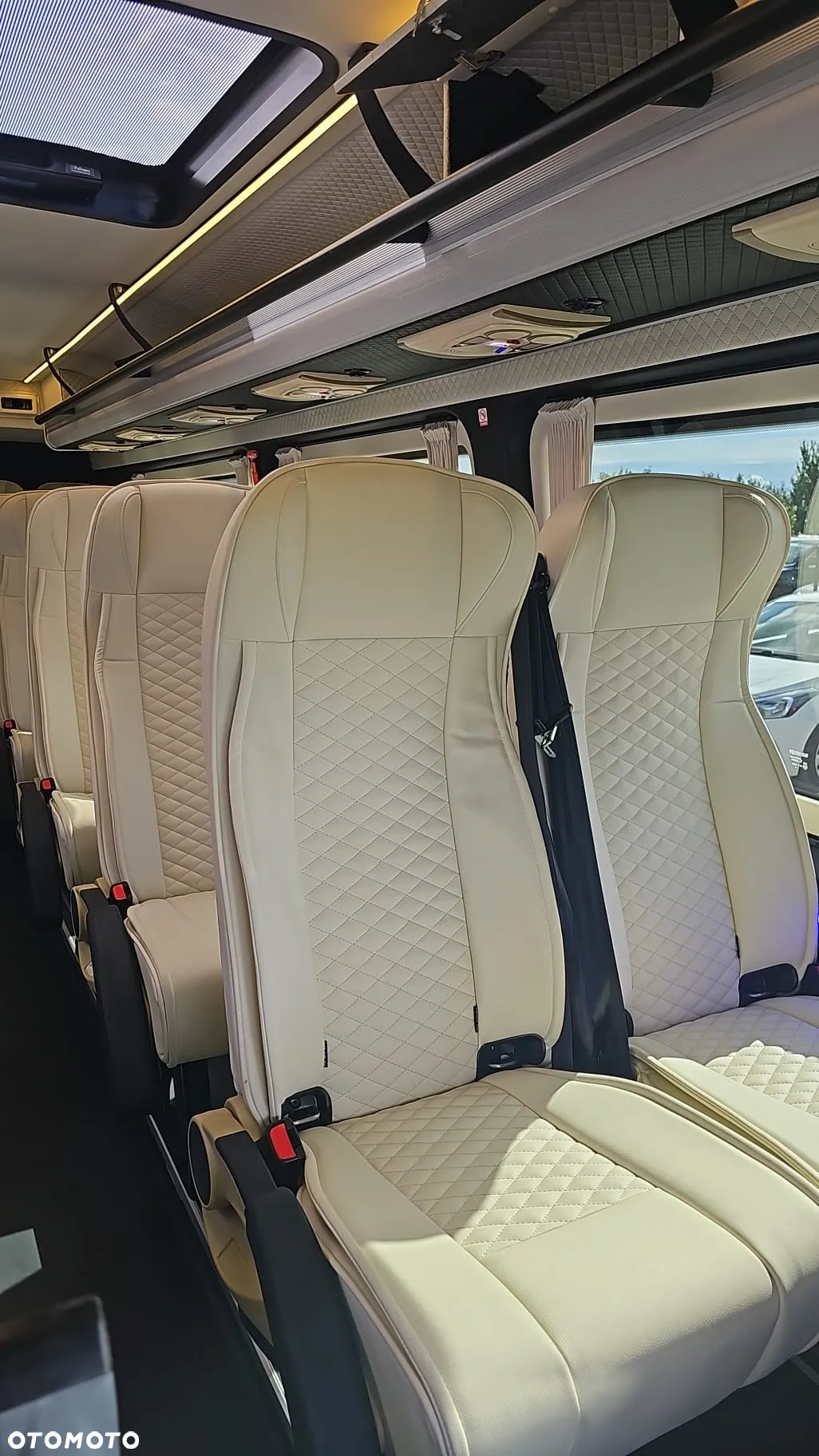 Mercedes-Benz Sprinter 519 - 14