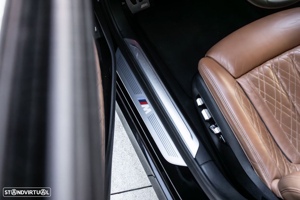 BMW 740 d xDrive Pack M Auto - 32