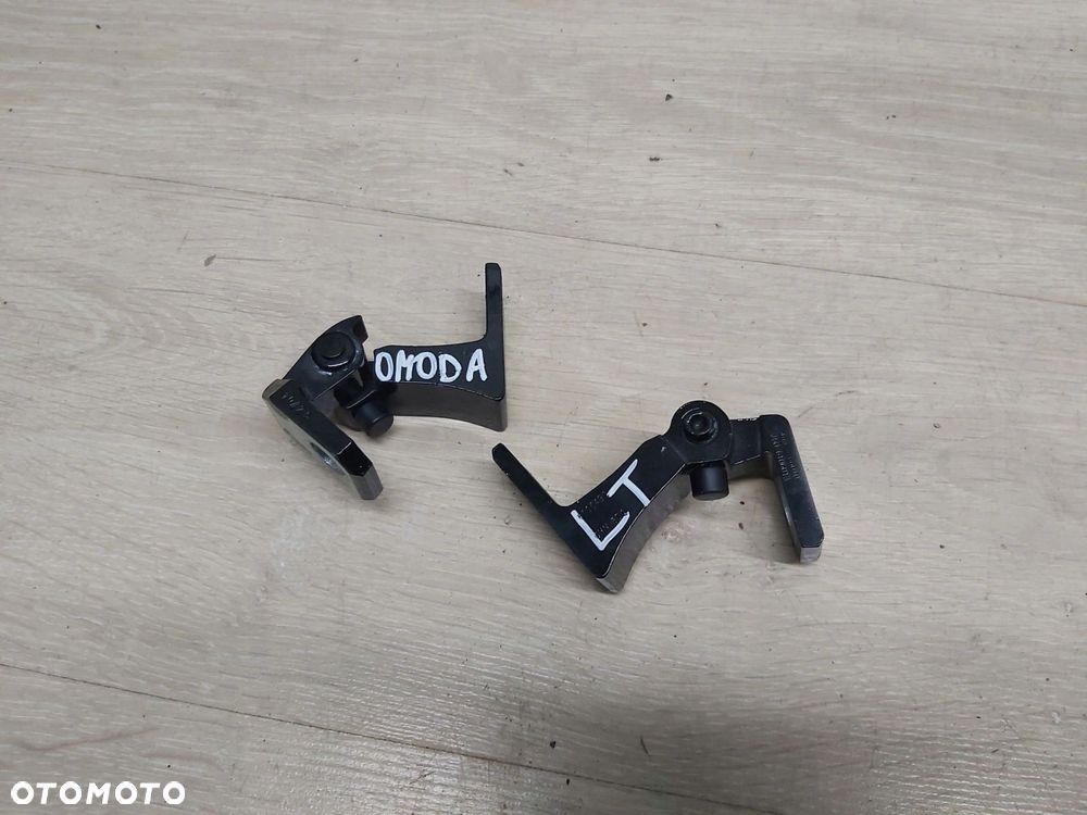 OMODA 5 E5 C5 zawias drzwi lewy tył 2 szt górny dolny - 1