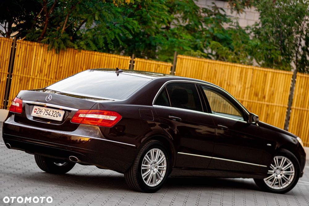 Mercedes-Benz Klasa E 350 CDI BlueEff Elegance - 11
