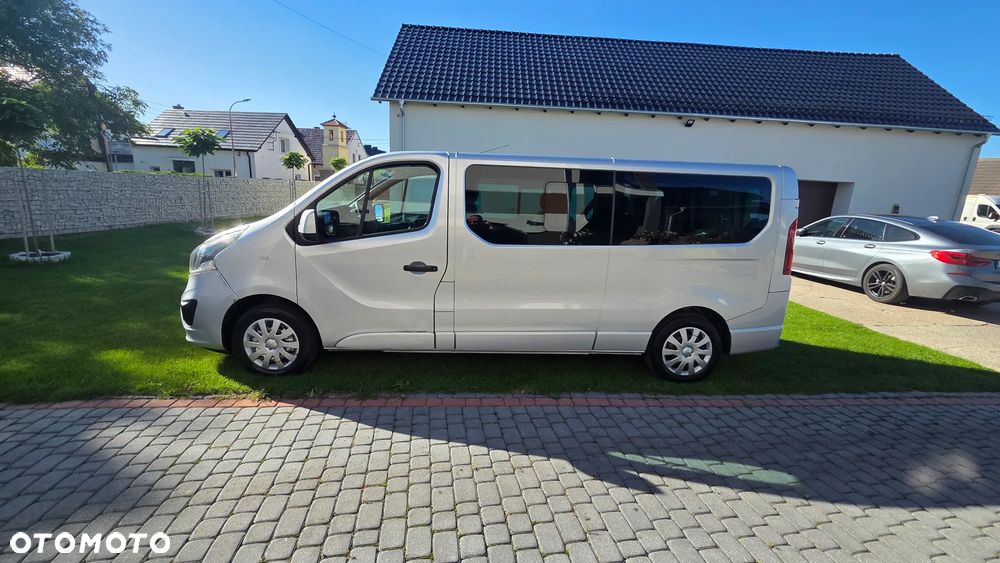 Opel Vivaro - 9