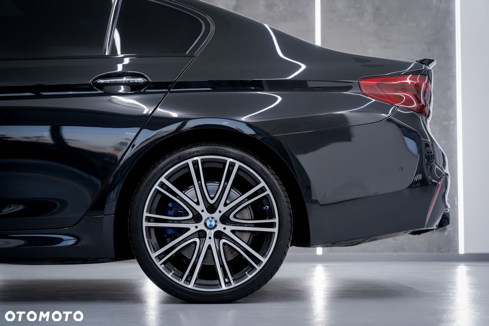 BMW Seria 5 540d xDrive M Sport sport - 31