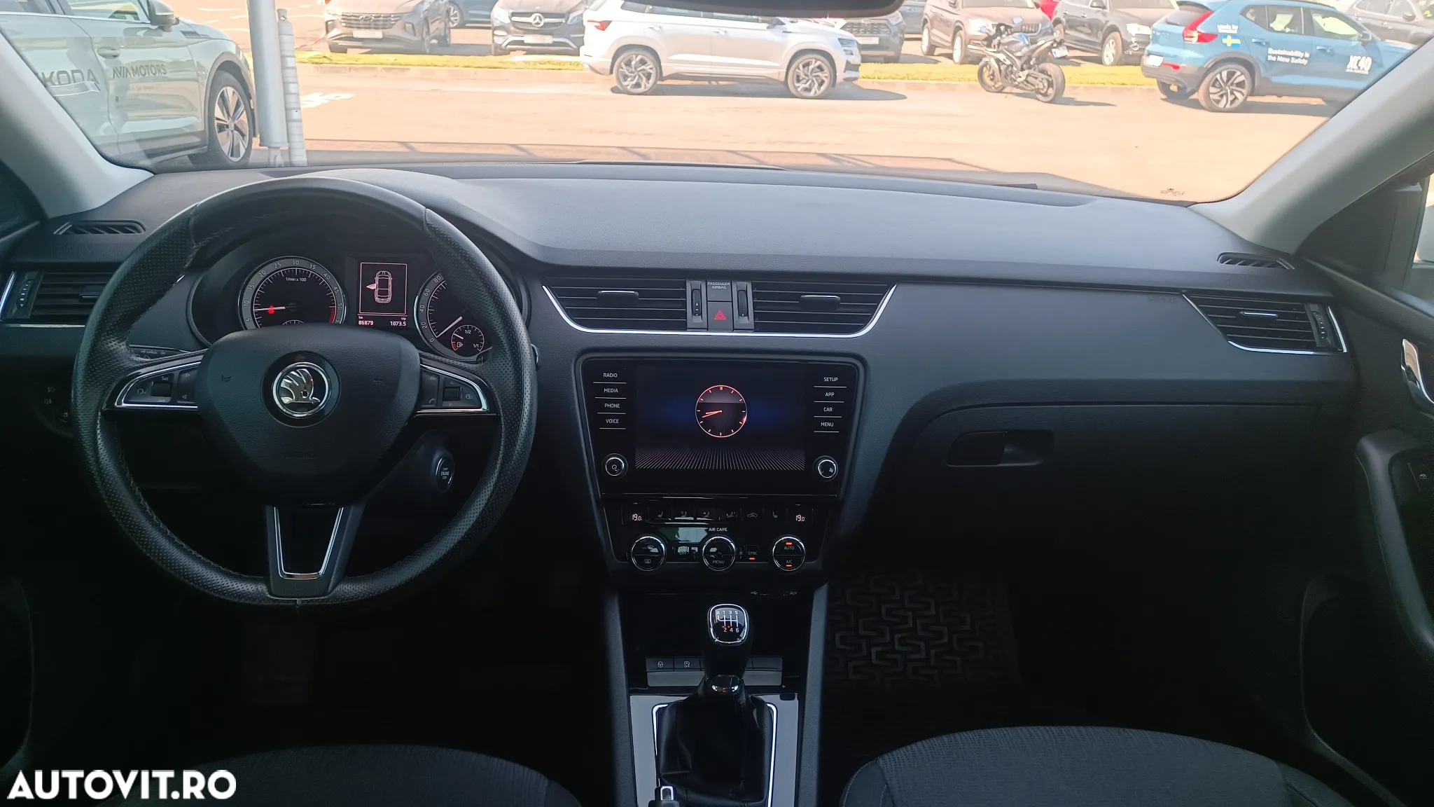 Skoda Octavia 2.0 TDI STYLE - 13
