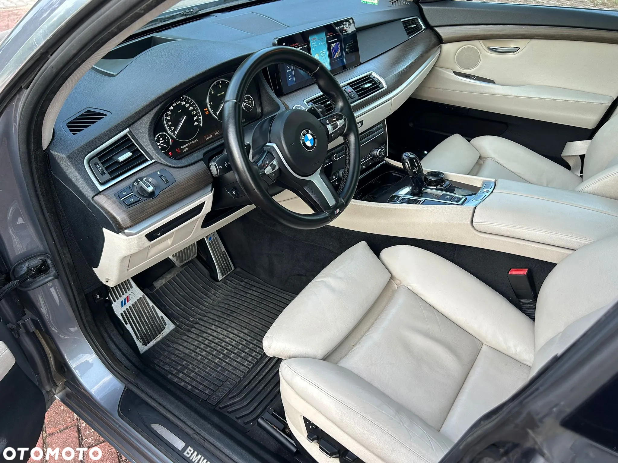 BMW 5GT 530d Gran Turismo - 7