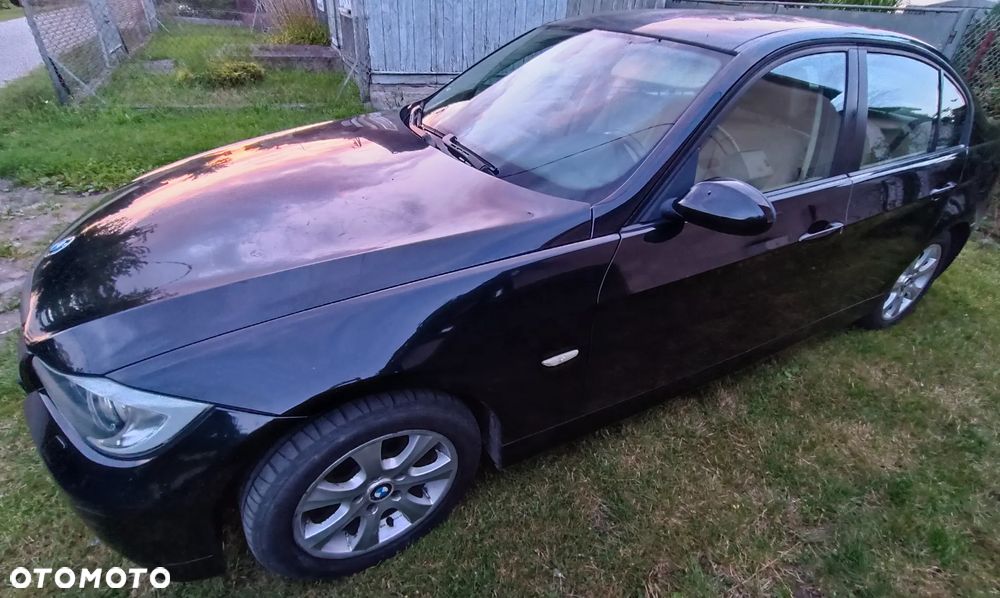 BMW Seria 3 320d DPF Touring - 8
