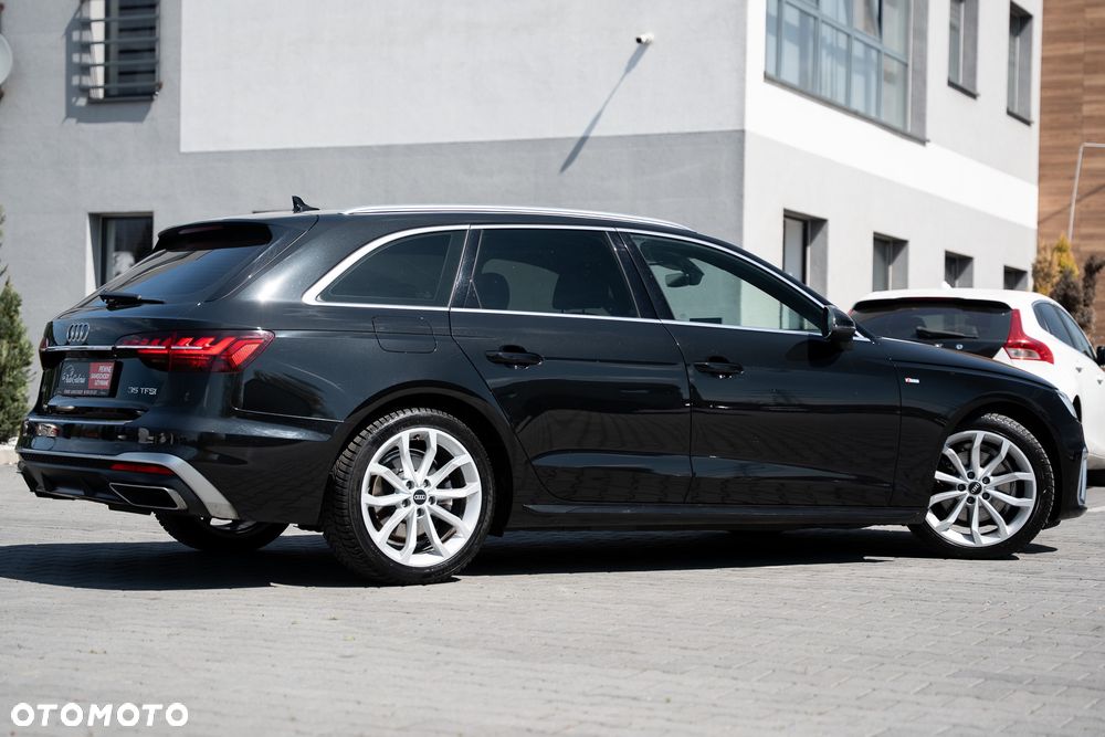 Audi A4 Avant 35 TFSI S tronic S line - 12