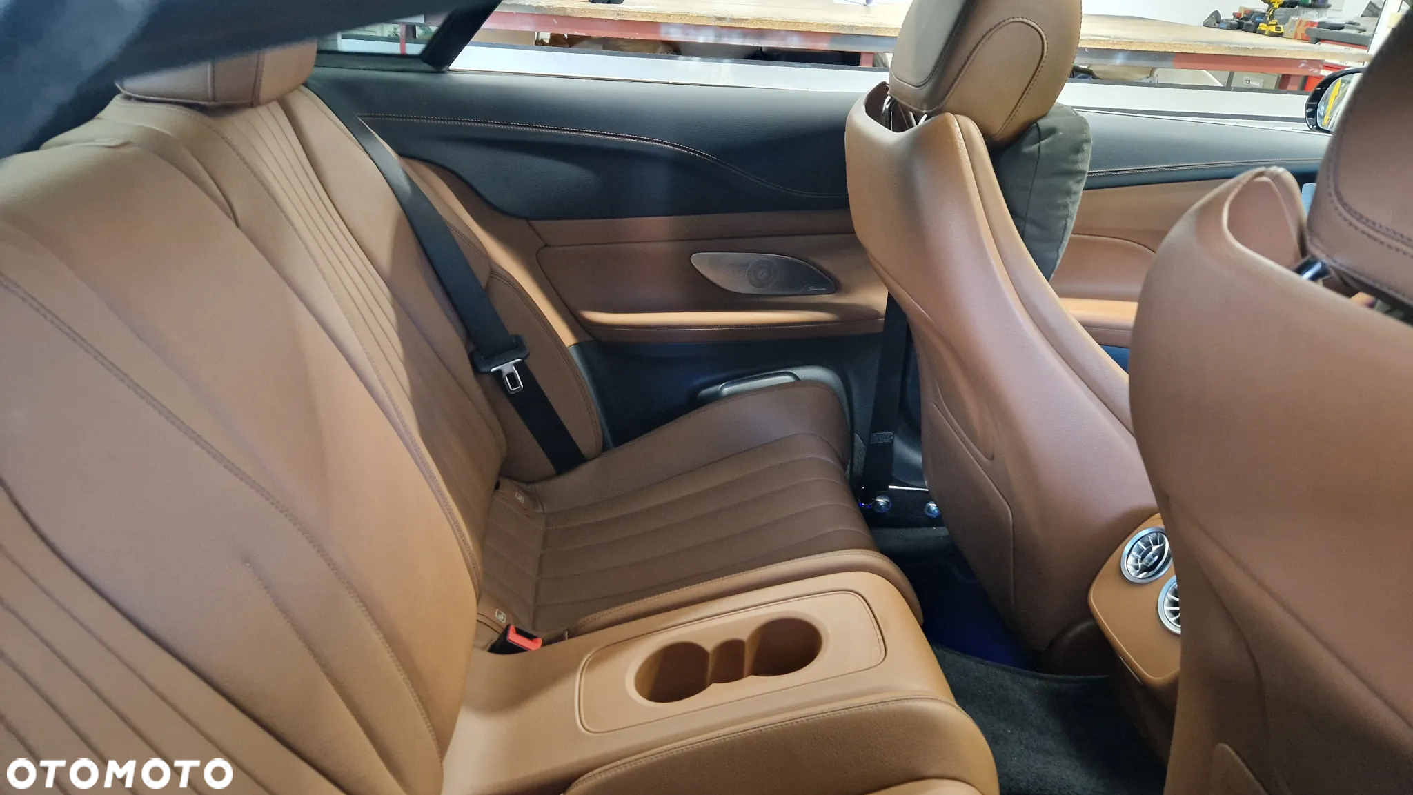 Mercedes-Benz Klasa E 220 d Coupe 4-Matic AMG - 6