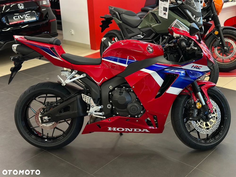 Honda CBR - 3