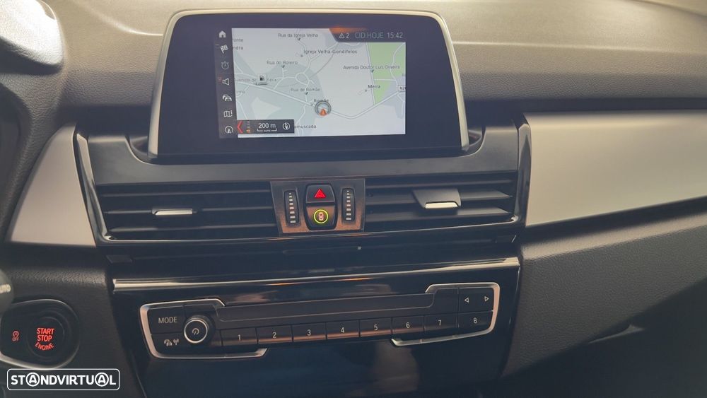 BMW 216 Active Tourer d Aut. Luxury Line - 18