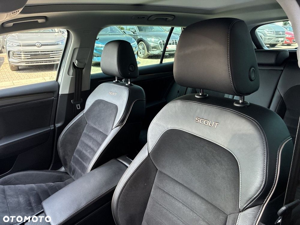 Skoda Superb 2.0 TSI 4x4 Scout DSG - 12