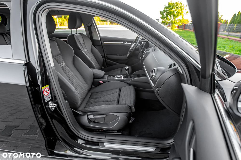 Audi A3 Sportback 2.0 TDI DPF Attraction - 24