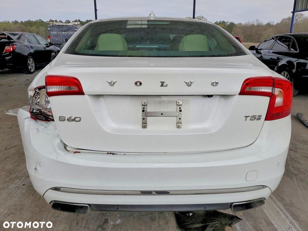 Volvo S60 T5 Geartronic Kinetic - 7