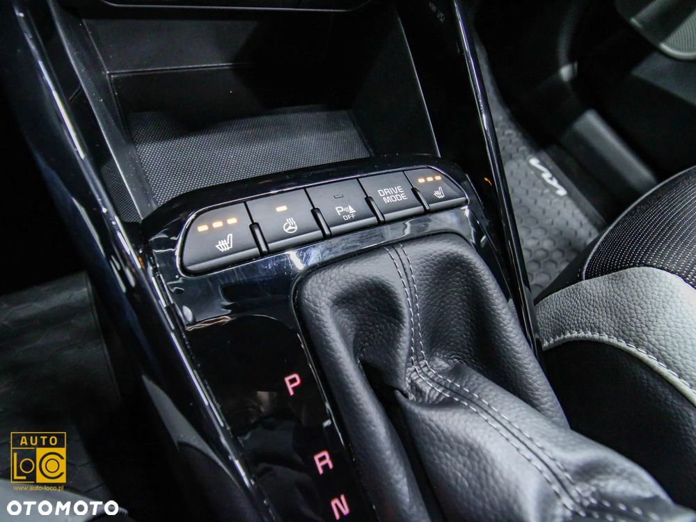 Kia Stonic 1.0 T-GDI L Business Line DCT - 27