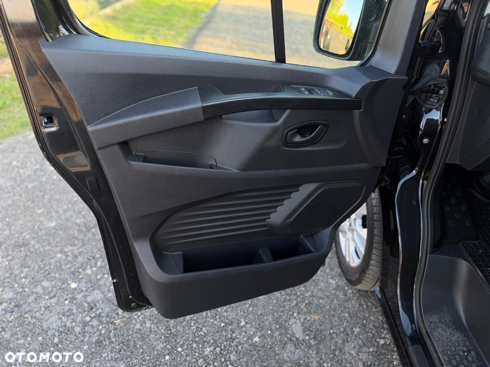 Renault Trafic - 9