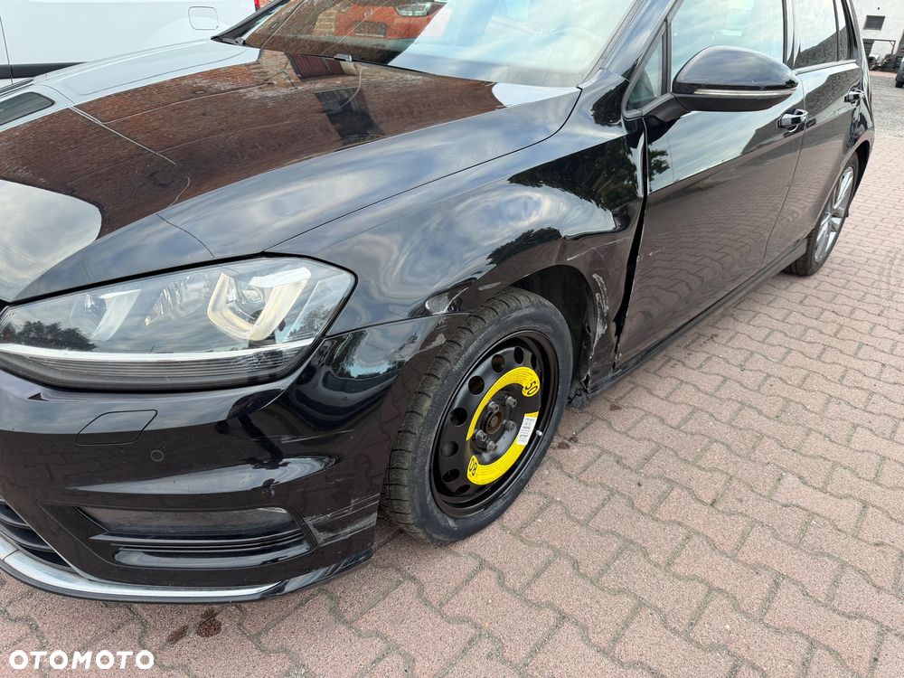 Volkswagen Golf - 10