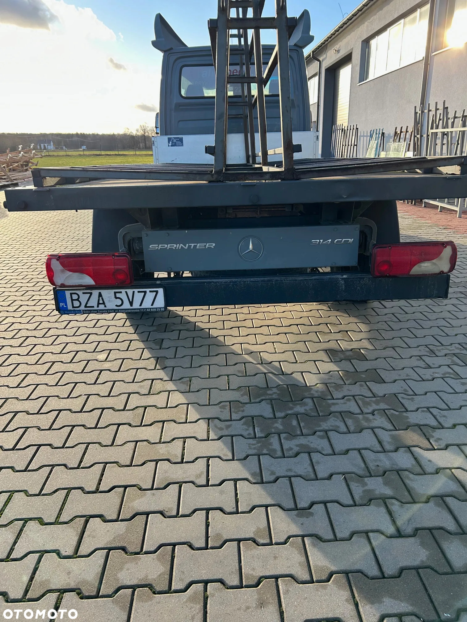 Mercedes-Benz Sprinter - 5