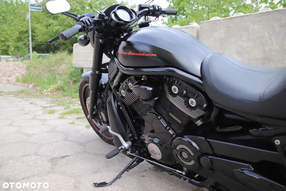 Harley-Davidson V-Rod Night Rod - 4