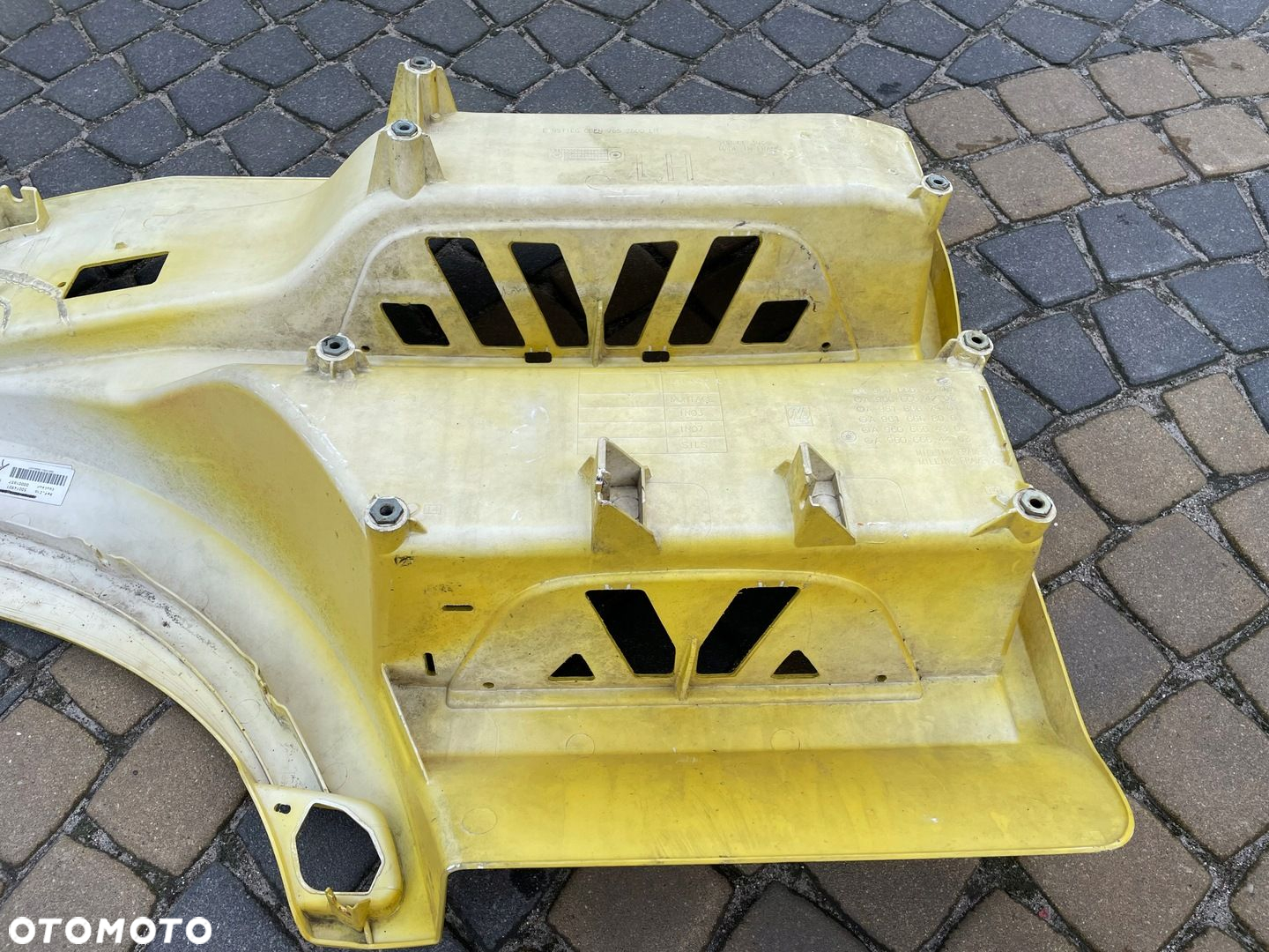 Stopień Stopnica Wnęka Mercedes Actros MP 4 A9606664103 - 5