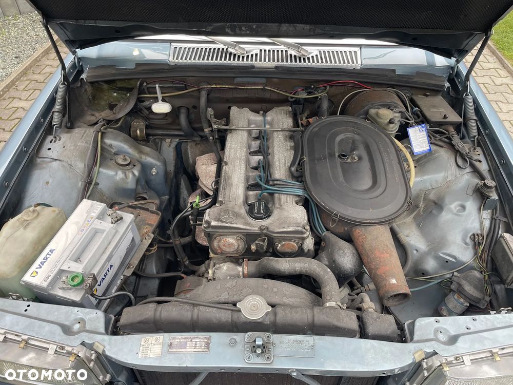 Mercedes-Benz 280 - 18