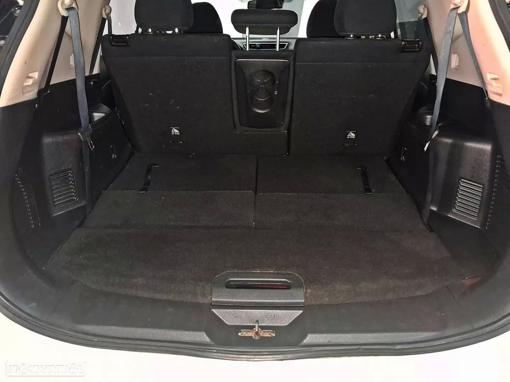 Nissan X-Trail 1.6 dCi 360 - 18