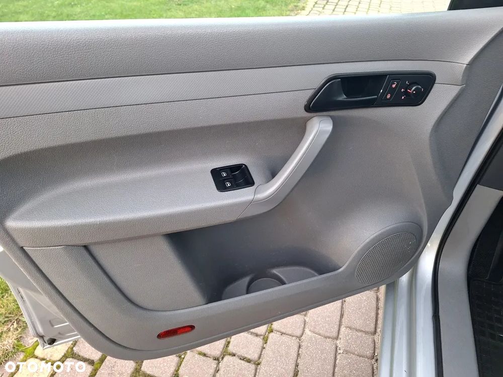 Volkswagen Caddy 1.6 Life - 20