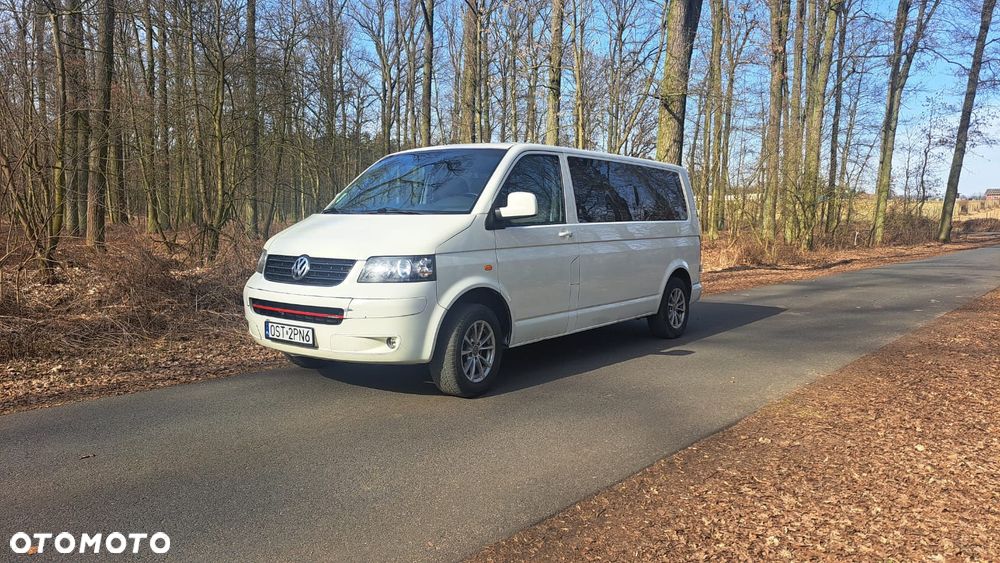 Volkswagen Transporter - 1