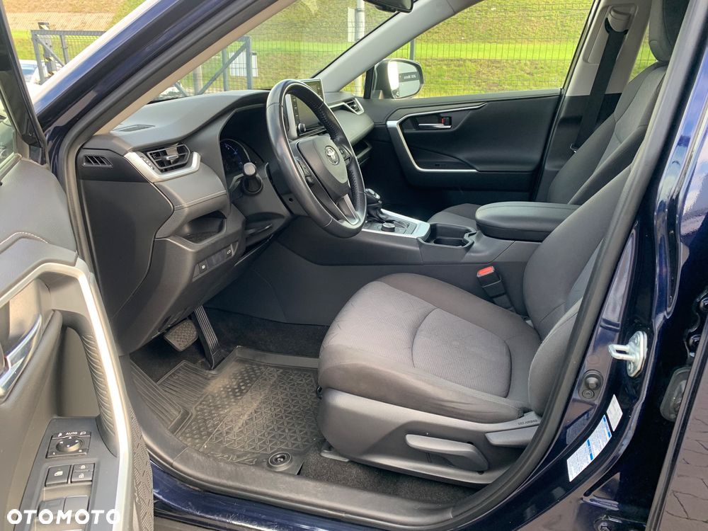 Toyota RAV4 - 24