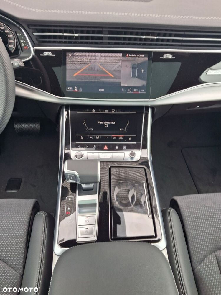 Audi Q7 - 25