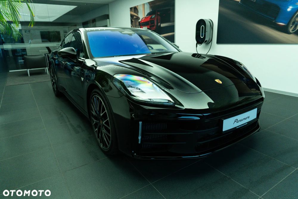 Porsche Panamera 4 E-Hybrid PHEV - 8
