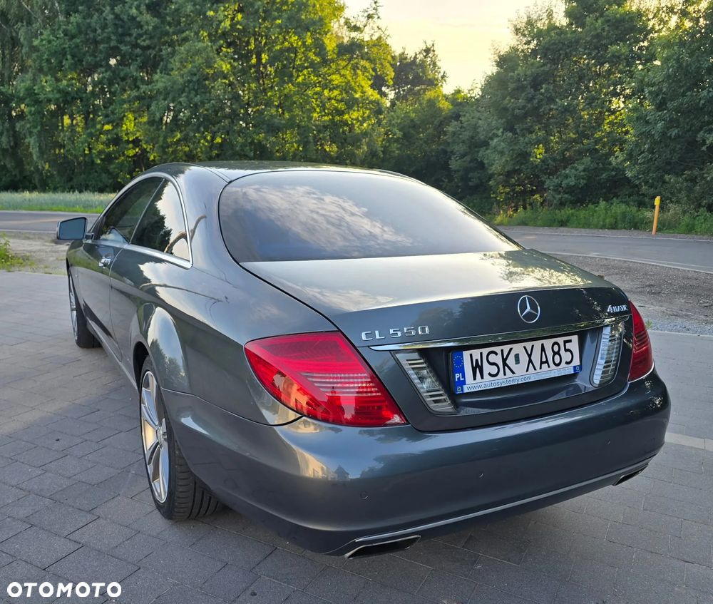 Mercedes-Benz CL 500 4-Matic BlueEff - 17