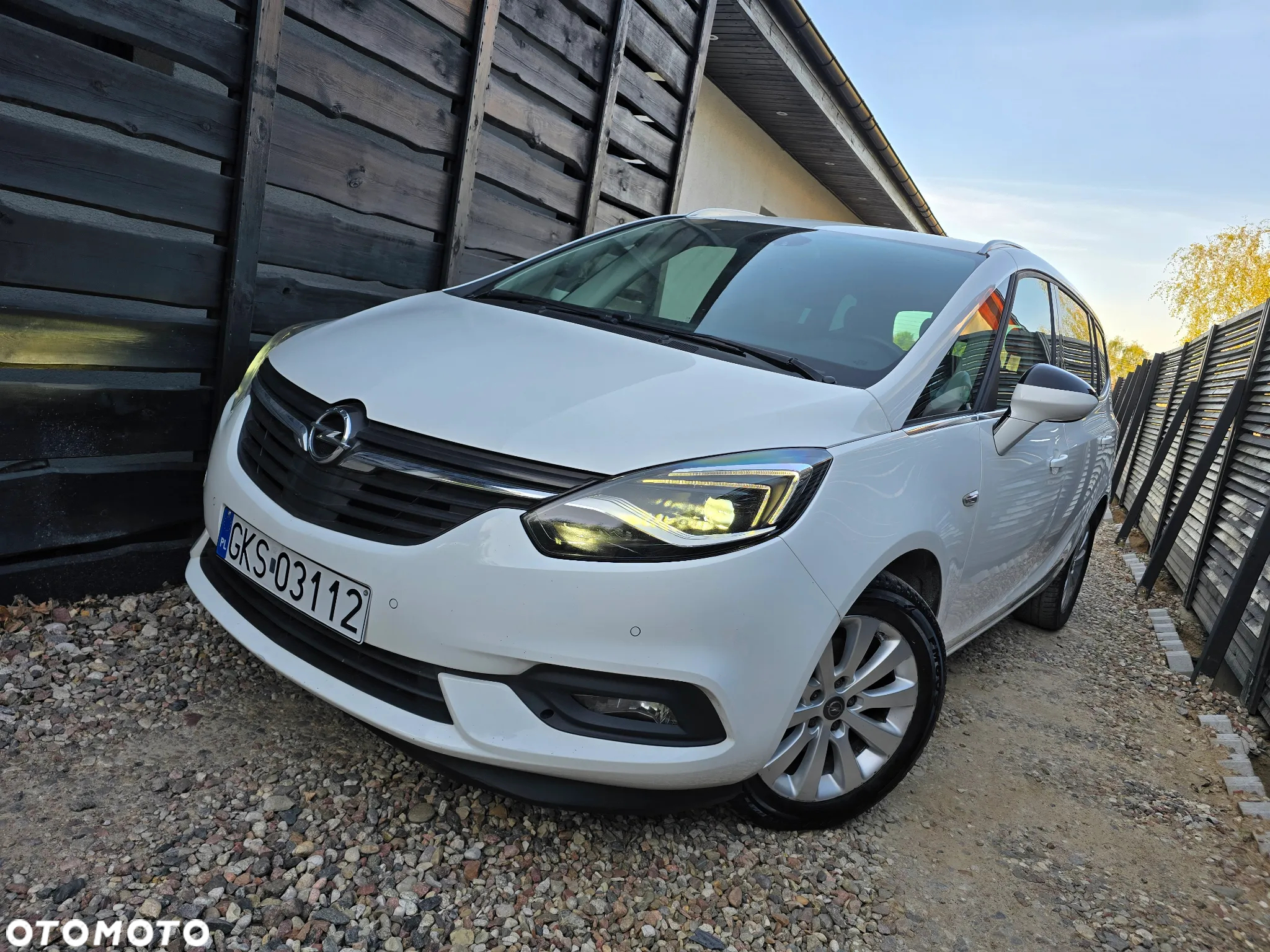 Opel Zafira - 12