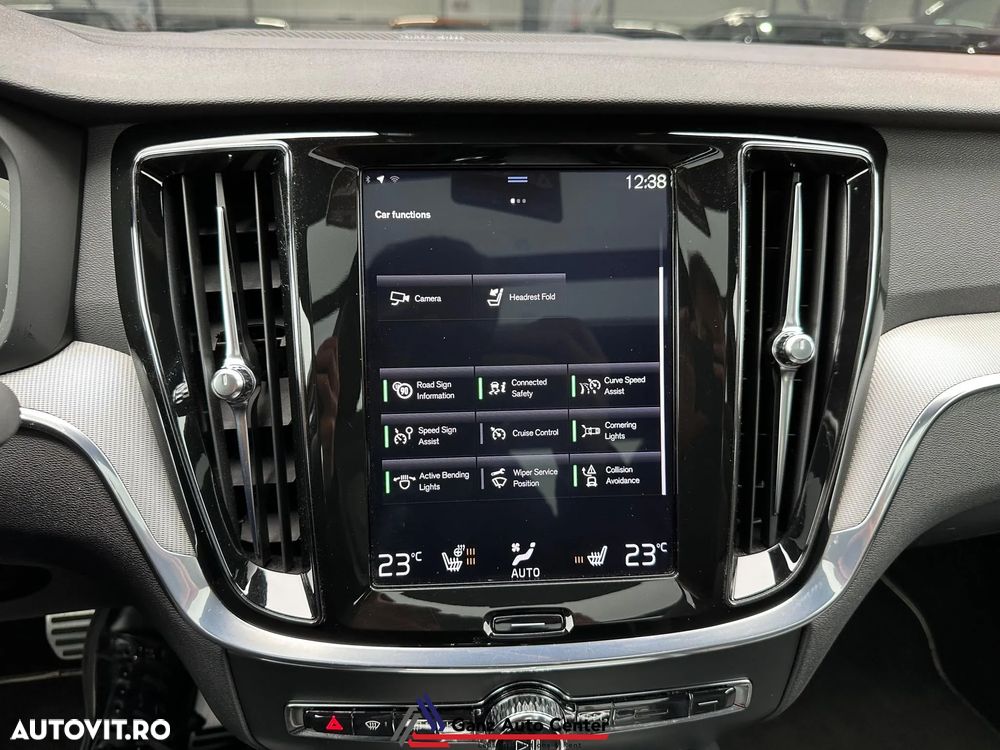 Volvo S60 T4 R-Design - 21