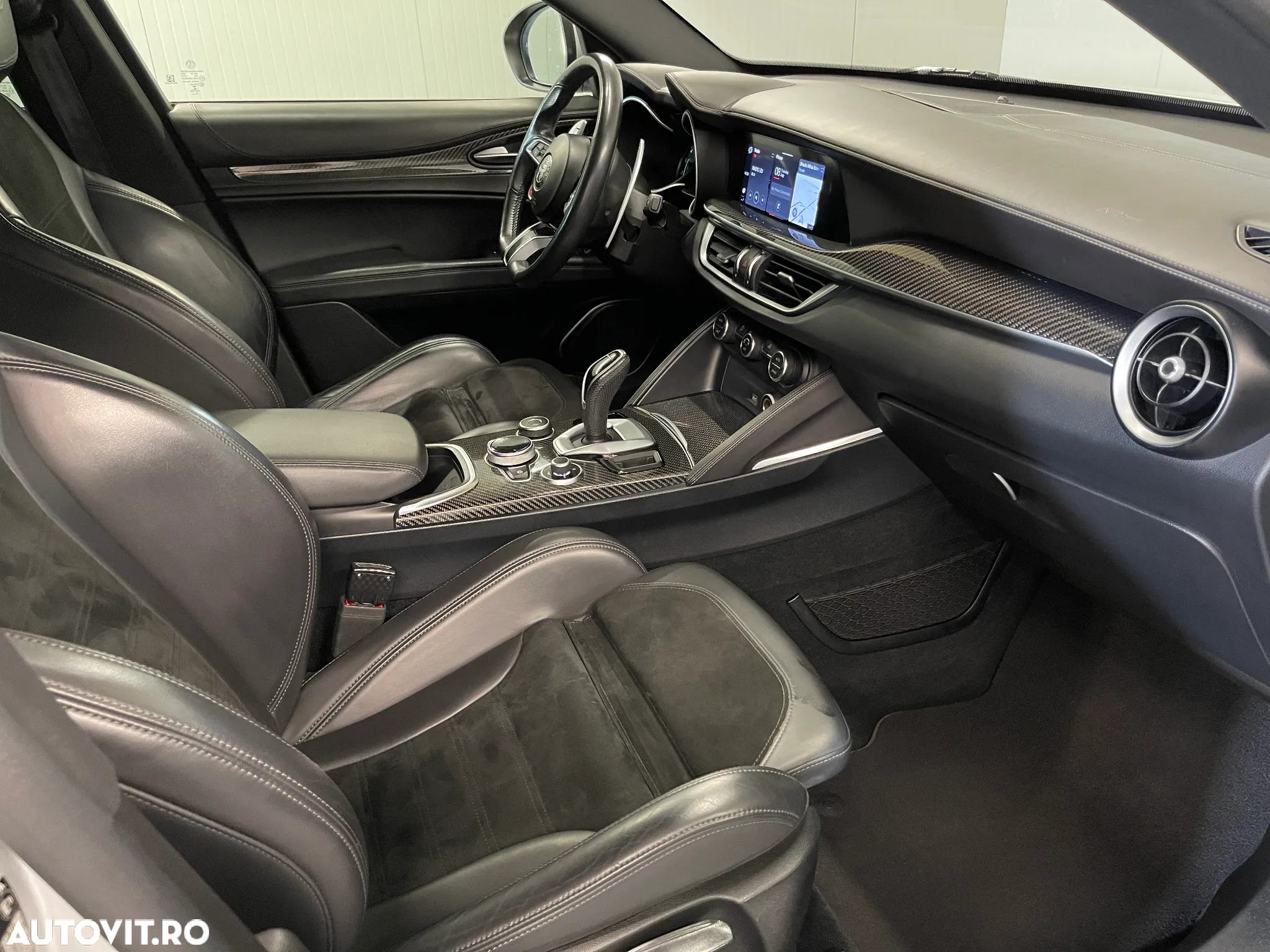 Alfa Romeo Stelvio 2.9 V6 Turbo AWD AT8 Quadrifoglio - 10