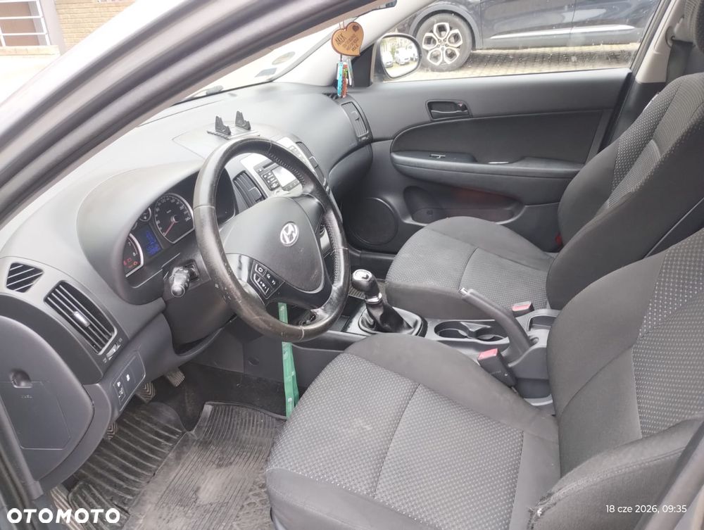 Hyundai i30 1.4 Classic EU5 - 6