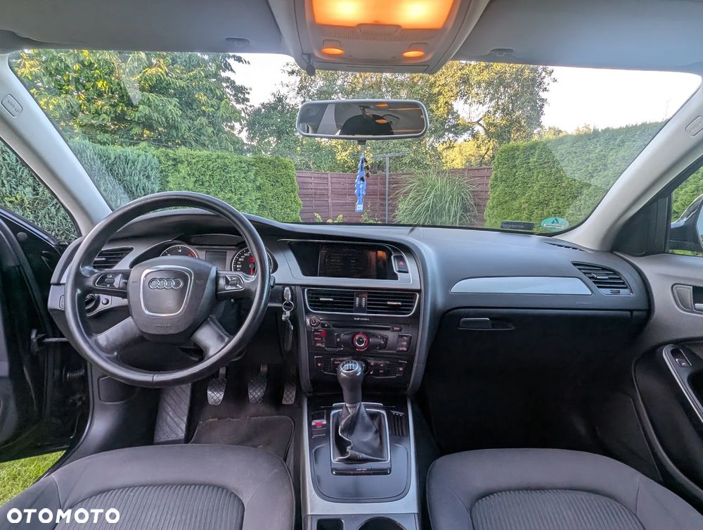 Audi A4 Avant - 8