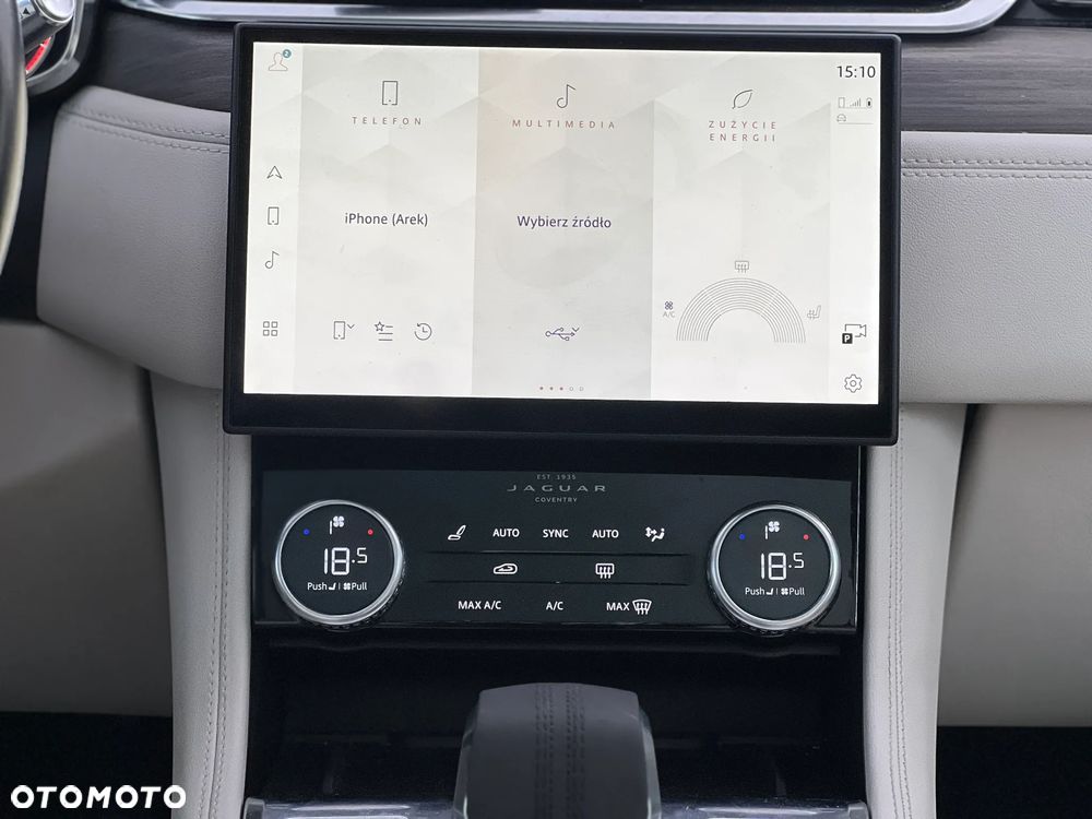 Jaguar F-Pace - 21