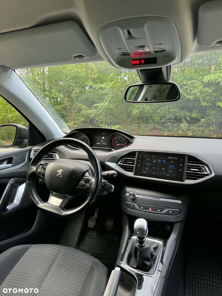 Peugeot 308 - 17