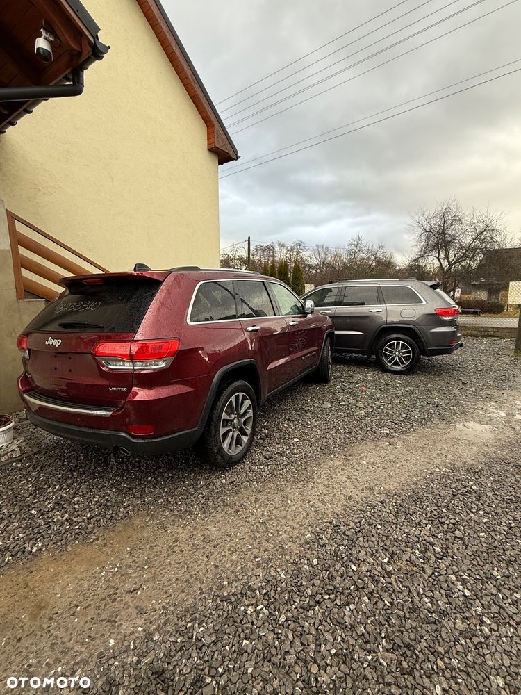 Jeep Grand Cherokee - 15