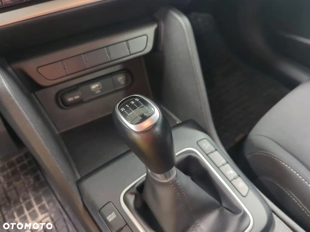 Kia Sportage - 14