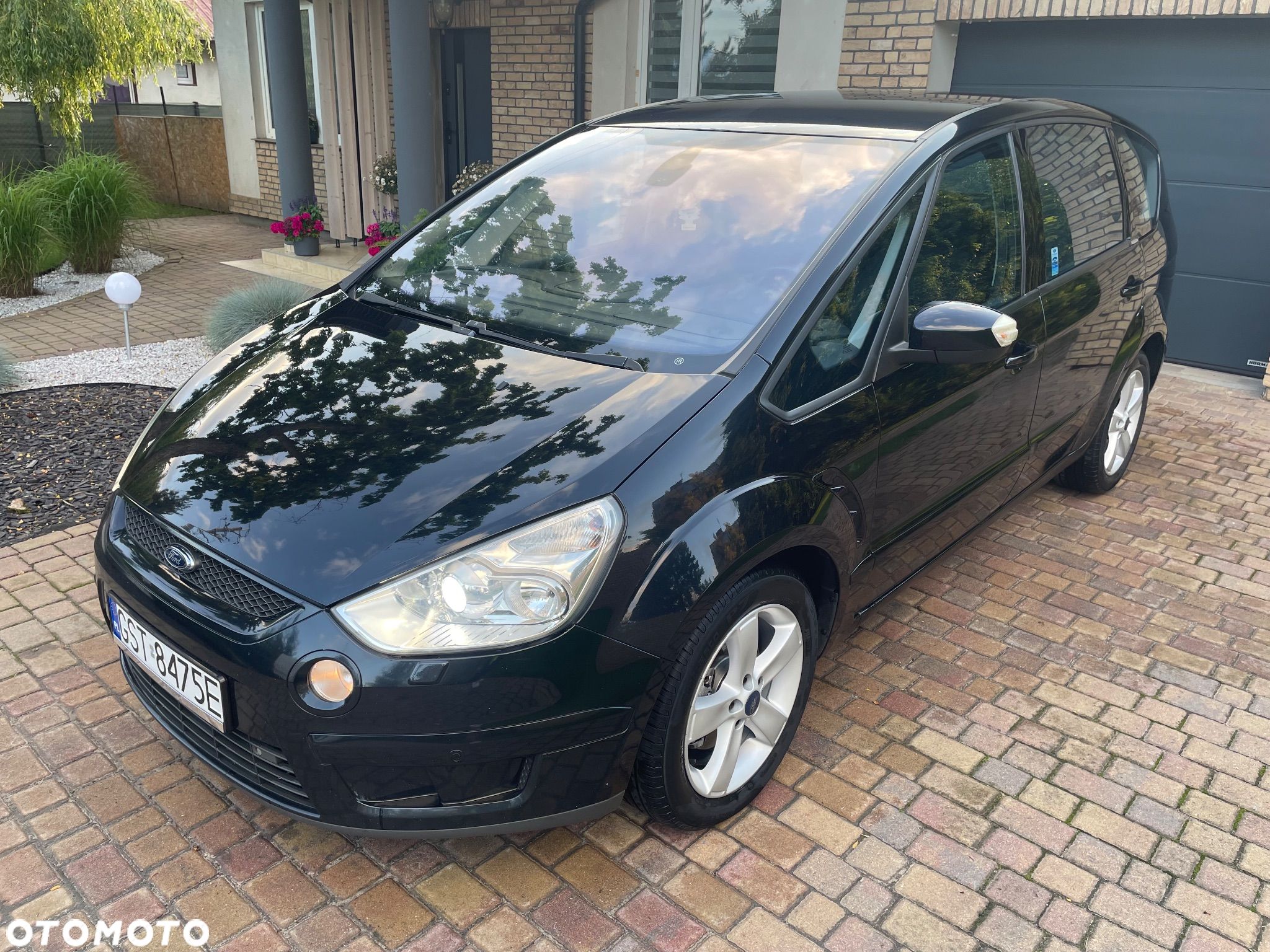 Ford S-Max 2.0 TDCi Titanium - 1