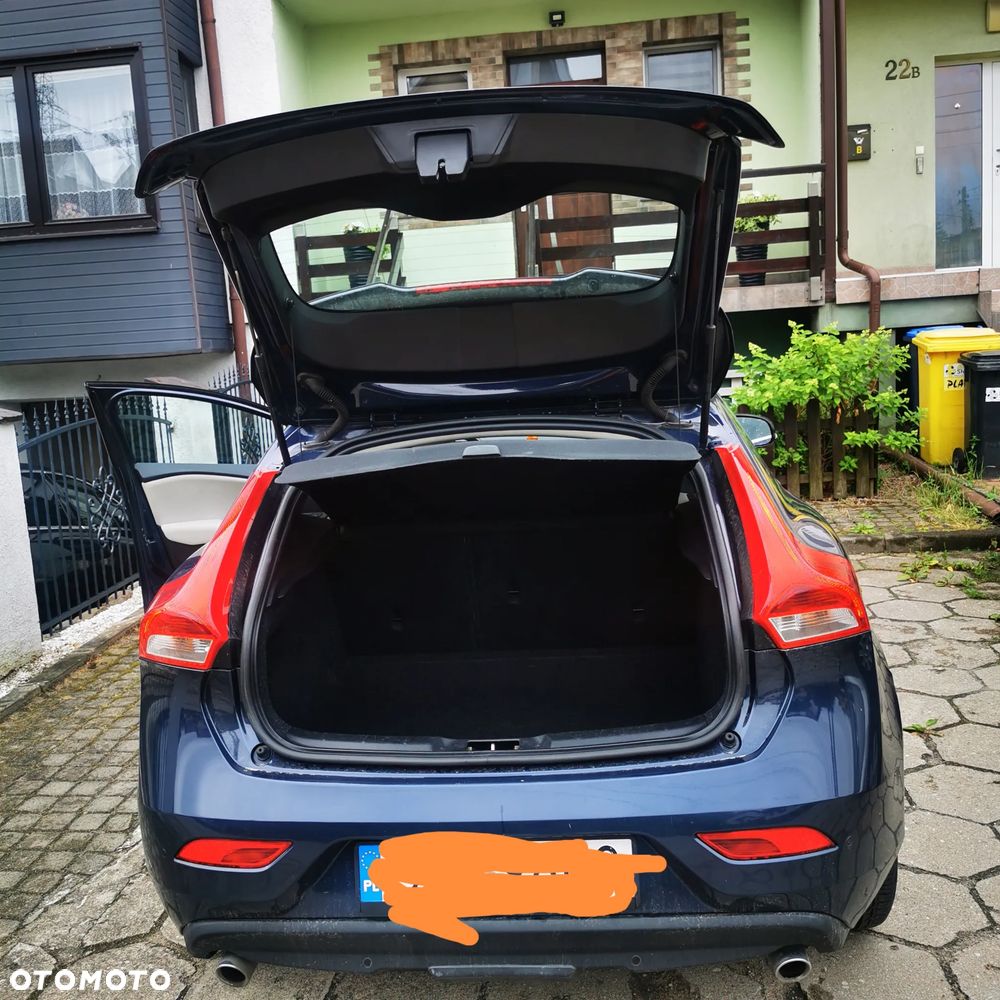 Volvo V40 D4 Drive-E Momentum - 4